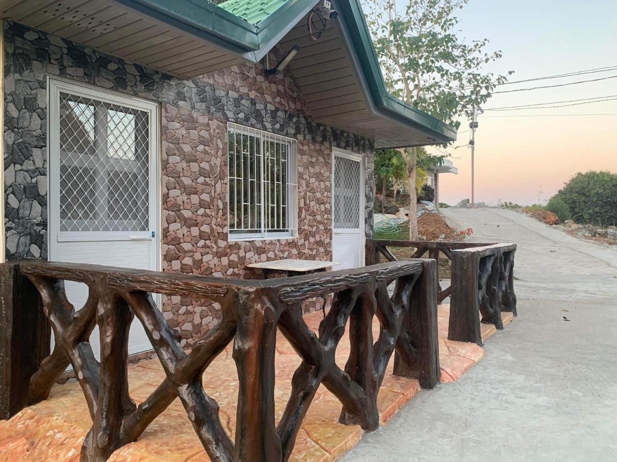 Michaels Homestay - Farm Villa Nr Patar Beach & Bolinao Falls Kültér fotó