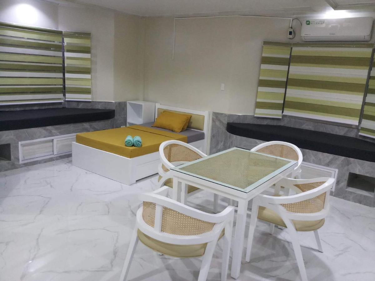 Michaels Homestay - Farm Villa Nr Patar Beach & Bolinao Falls Kültér fotó
