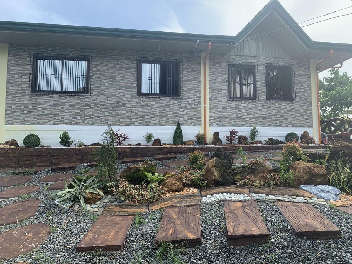 Michaels Homestay - Farm Villa Nr Patar Beach & Bolinao Falls Kültér fotó