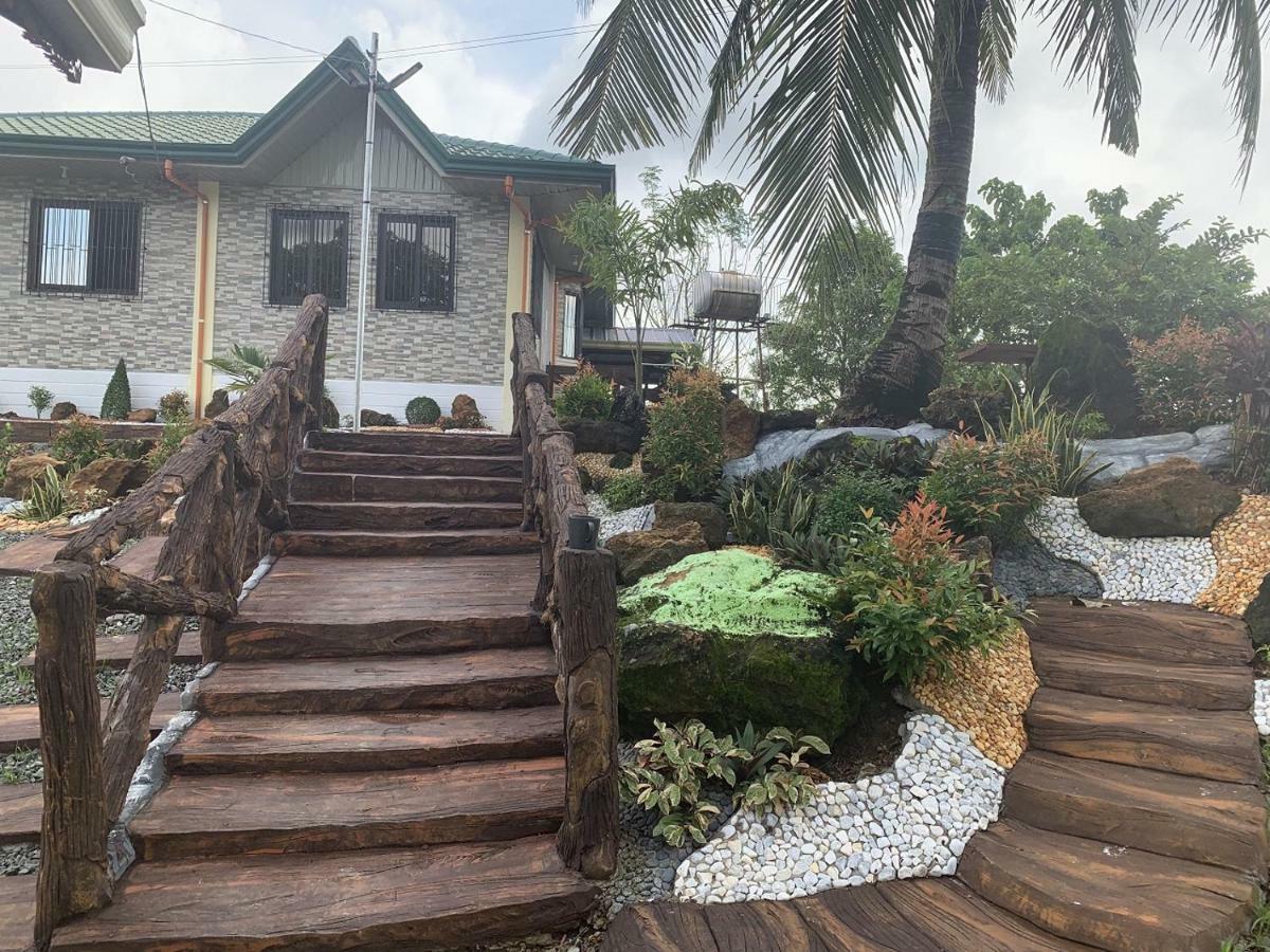 Michaels Homestay - Farm Villa Nr Patar Beach & Bolinao Falls Kültér fotó